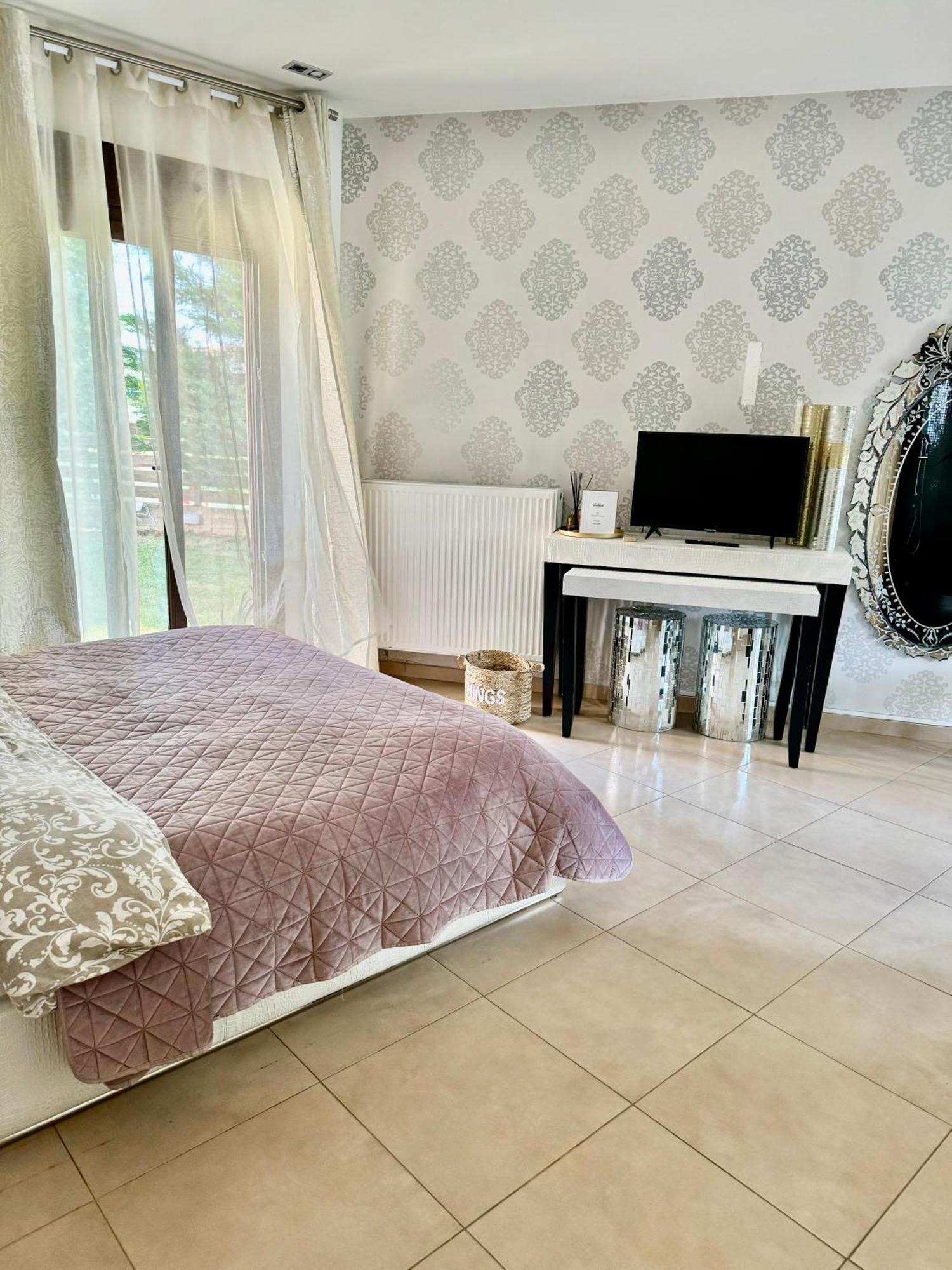 Casagreek Komotini Bed & Breakfast Exterior photo